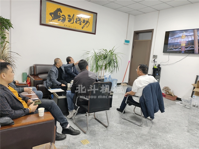 3羞羞在线观看.jpg